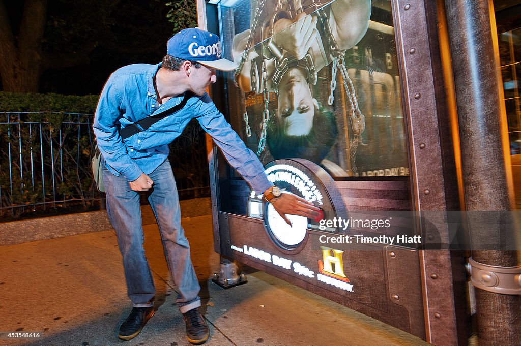 HISTORY Challenges Chicago To HOUDINI's Greatest Escape With Innovative, Interactive 3D Bus Shelters