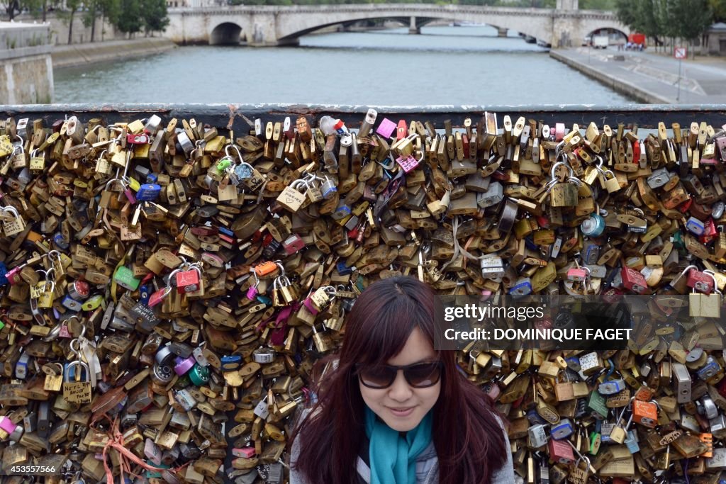 FRANCE-TOURISM-ARCHITECTURE-FEATURE