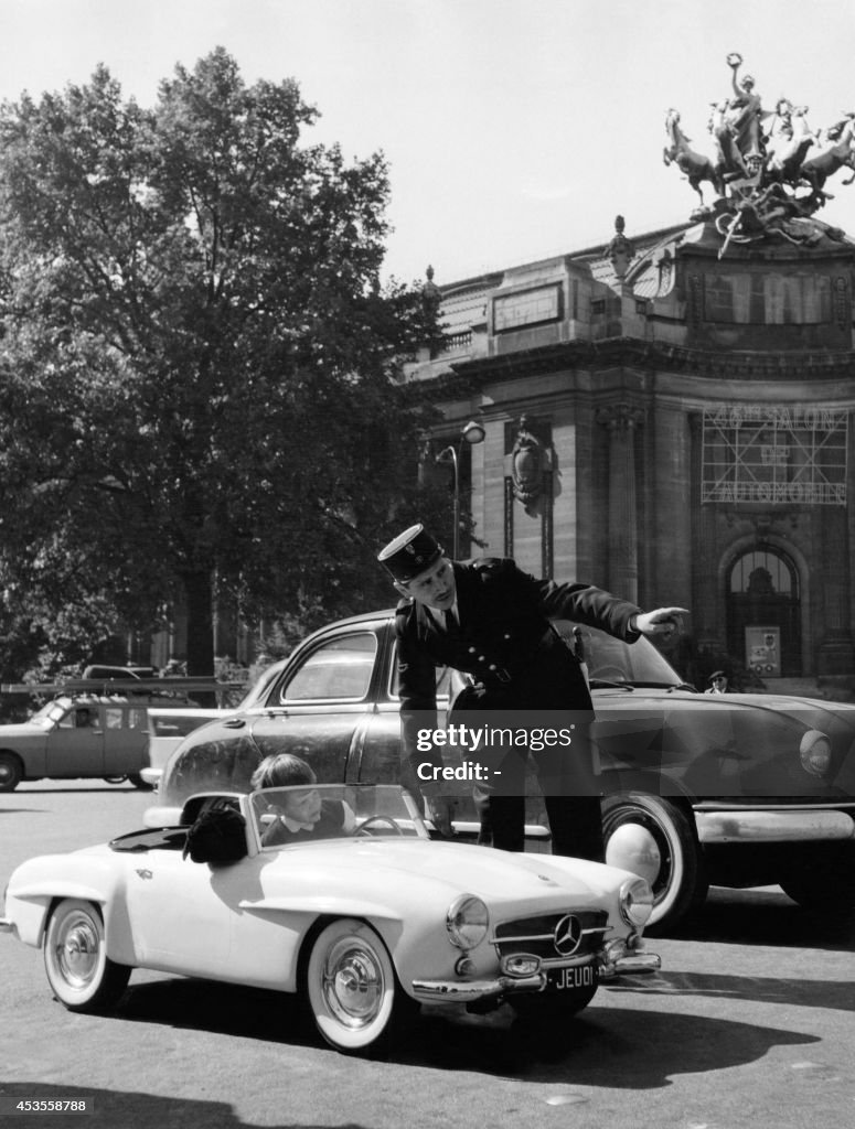 MERCEDES-BENZ 190 SL-BOY