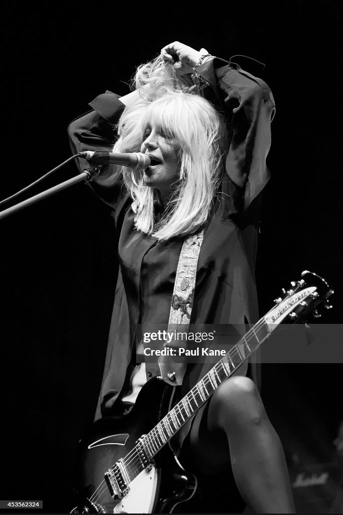 Courtney Love Performs Live In Perth