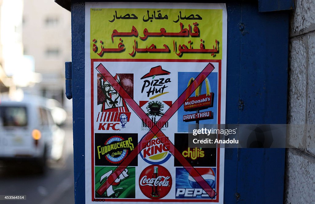 Palestinians start a boycott campaign on Israeli products in Jerusalem