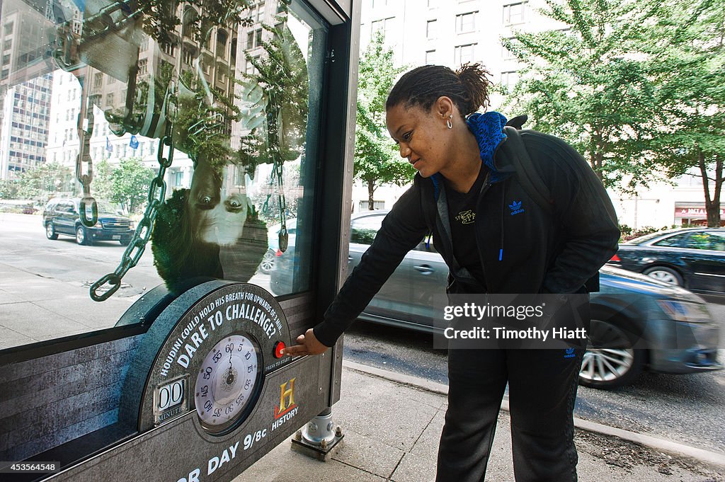 HISTORY Challenges Chicago To HOUDINI's Greatest Escape With Innovative, Interactive 3D Bus Shelters