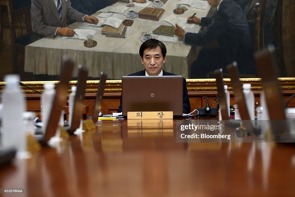 Bank Of Korea Governor Lee Ju Yeol At Rate Decision Meeting As BOK Cuts Key Interest Rate To 2.25%