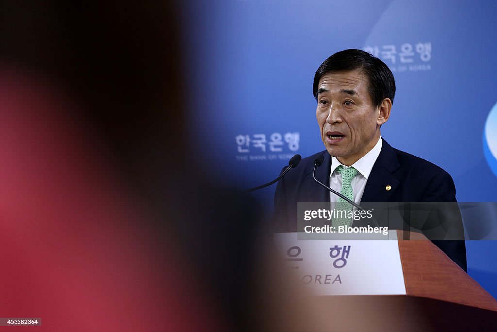 Bank Of Korea Governor Lee Ju Yeol At Rate Decision Meeting As BOK Cuts Key Interest Rate To 2.25%