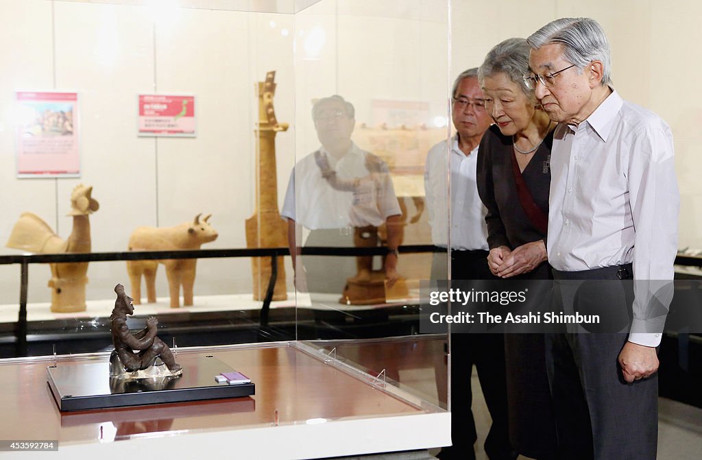 Emperor And Empress Visits Edo-Tokyo Museum