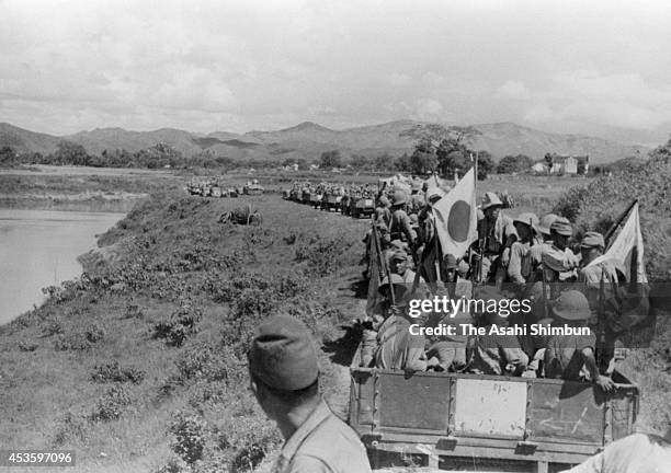 Japan Imperial Army soldiers advance to entry to Lang Son, in September 1940 in French Indochina.