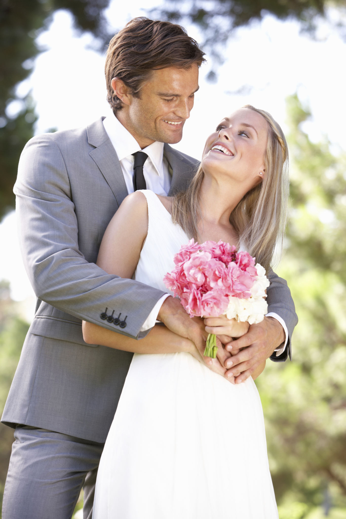 bride groom outdoors
