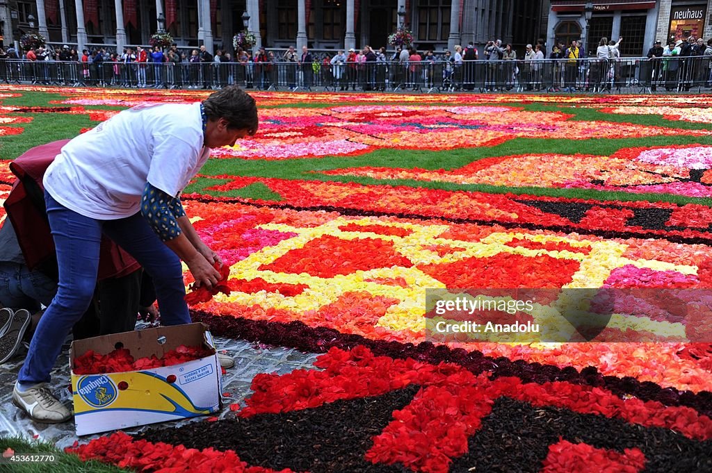 Giant Turkish flower carpet at Grand Place