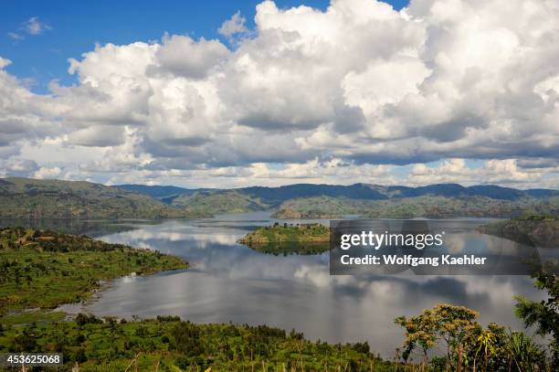 Lake Bulera Photos and Premium High Res Pictures - Getty Images