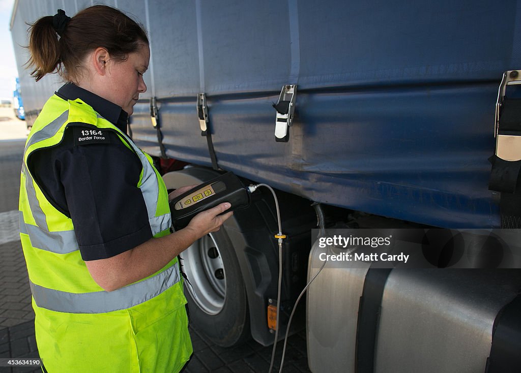 Border Force At Work At UK Ports