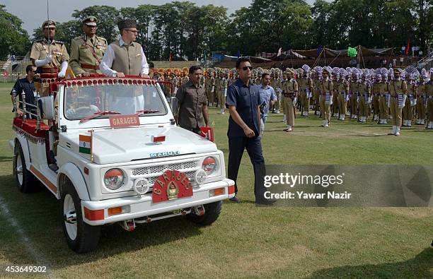 Chief Minister of Jammu and Kashmir Omar Abdullah receives guard of honor during India's Independence Day celebrations on August 15, 2014 in...