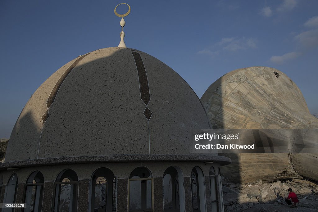 Scale Of Devastation Is Seen In Gaza As Tense Five Day Ceasefire Agreed