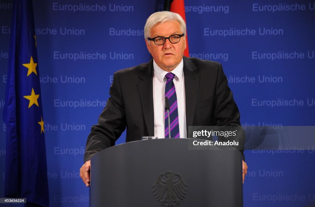 Steinmeier holds press conference in Brussels