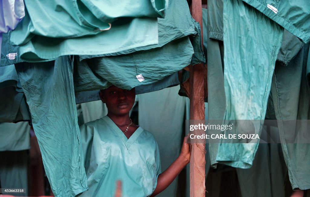 TOPSHOT-SLEONE-HEALTH-EBOLA-WEST-AFRICA