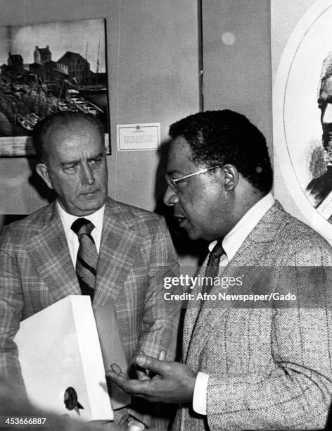 Donald Schaefer 39 William Donald Schaefer Politician Stock Photos, High-Res Pictures ...