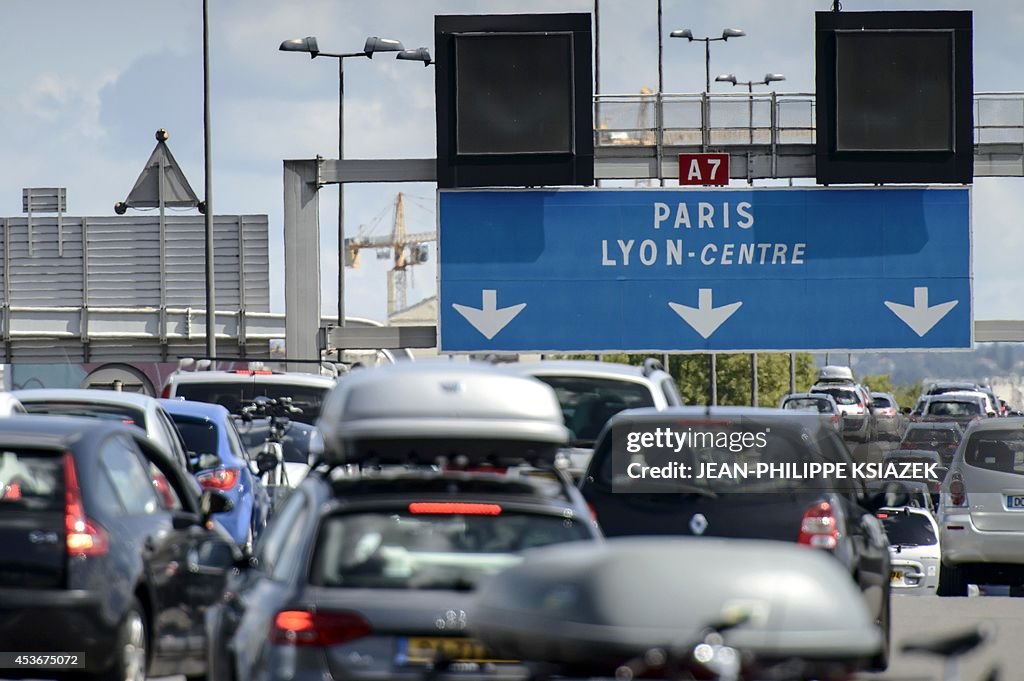 FRANCE-TRANSPORT-TRAFFIC-HOLIDAYS