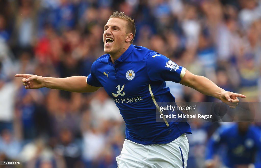 Leicester City v Everton - Premier League