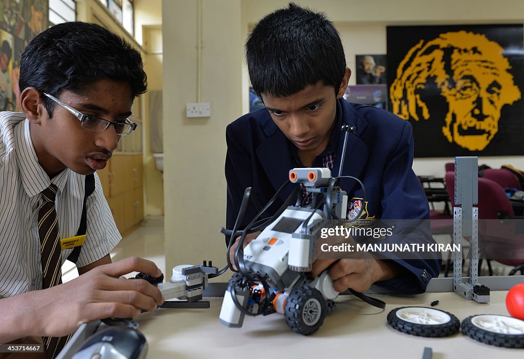 Robotics Projects Robotic High School Indian School Students