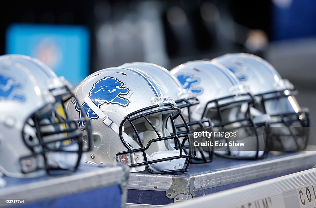 Detroit Lions v Oakland Raiders