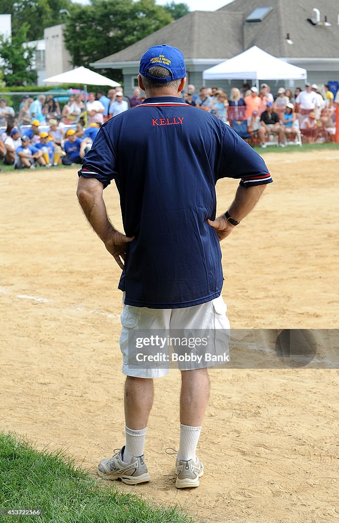 2014 East Hampton Artists & Writers Celebrity Softball Game