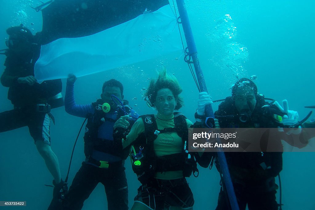 Celebrations of Indonesia Independence Day on underwater in Aceh