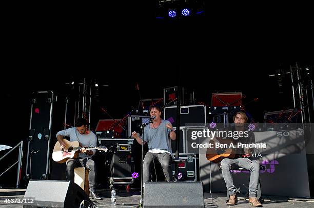 Nothing But Thieves performing on Sony's Xperia Access acoustic stage in the Virgin Media Louder Lounge. Unseen footage of Nothing But Thieves...