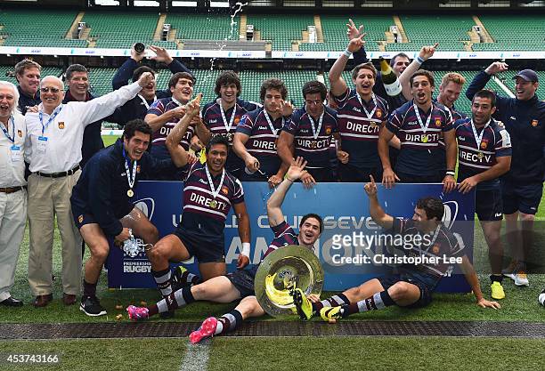 Buenos Aires celebrate with the trophy after winning the World Club 7's Final match between Buenos Aires and Auckland during the World Club 7's Day...