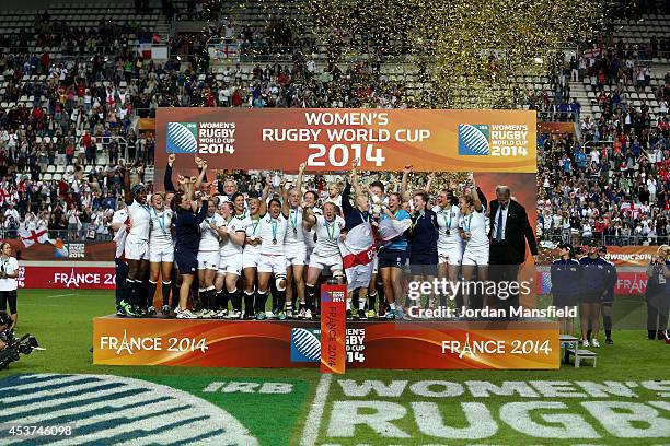 England celebrate after winning the IRB Women's Rugby World Cup 2014 Final between England and Canada at Stade Jean-Bouin on August 17, 2014 in...