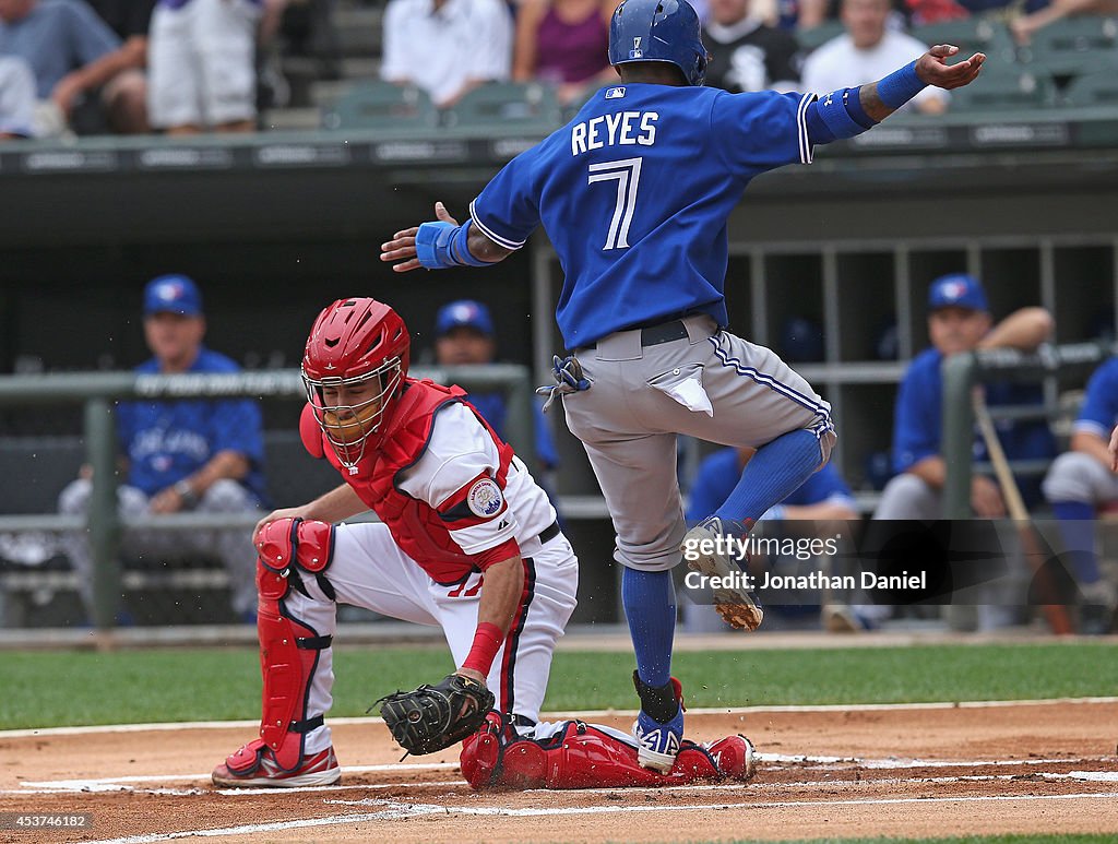 Toronto Blue Jays v Chicago White Sox