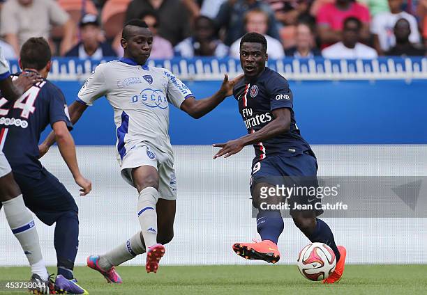 Christopher Maboulou of Bastia and Serge Aurier of PSG in action during the French Ligue 1 match between Paris Saint Germain FC and SC Bastia at Parc...