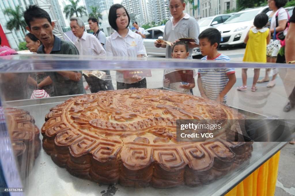 84 Kg Mooncake Exhibits In Nanning