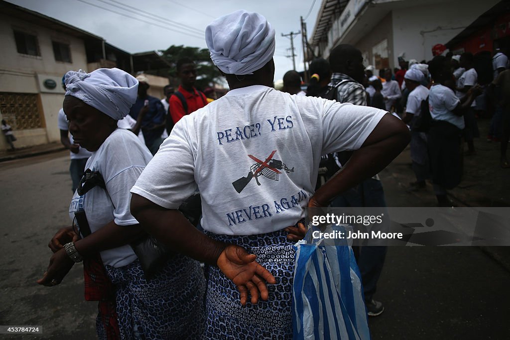 Liberia Battles Spreading Ebola Epidemic