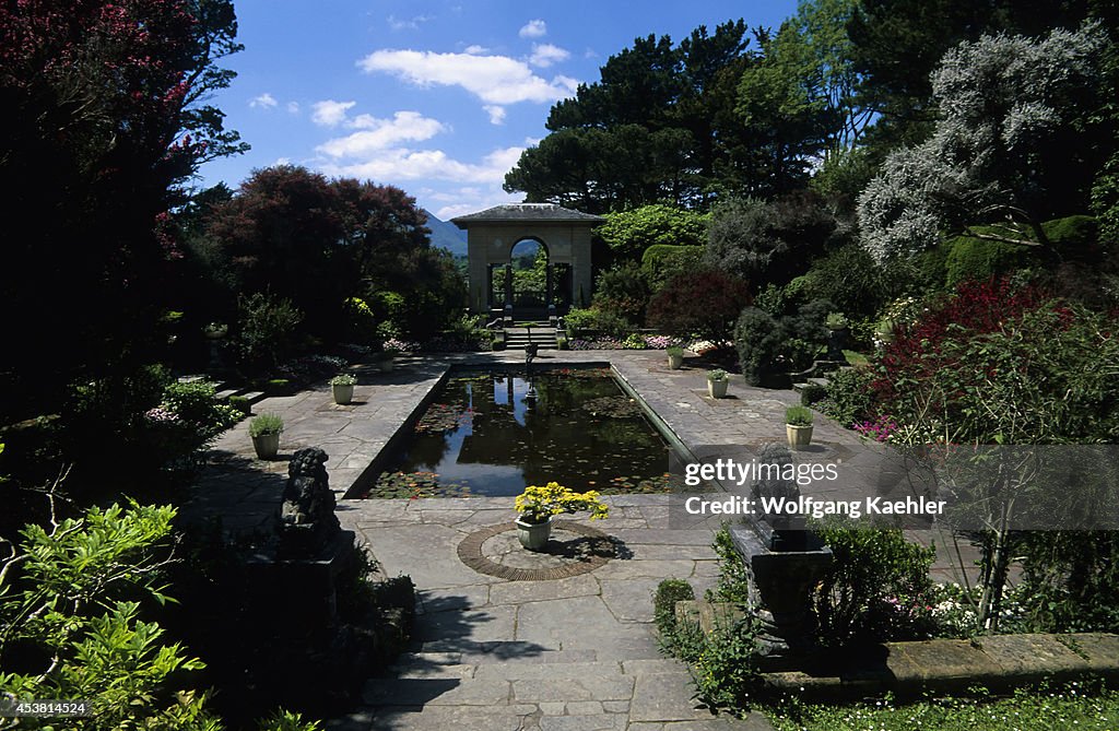 Ireland, Bantry Bay, Glengarrif, Ilnacullin Island, Italian...