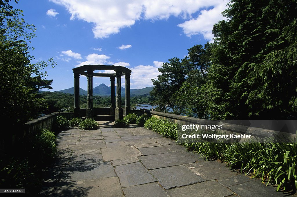 Ireland, Bantry Bay, Glengarrif, Ilnacullin Island, Italian...