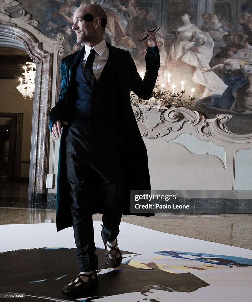 Michael Stipe, Self Assignment, October 2007