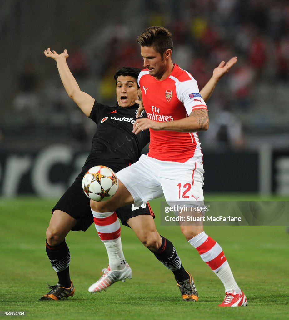 Besiktas JK v Arsenal FC - UEFA Champions League Qualifying Play-Offs Round: First Leg