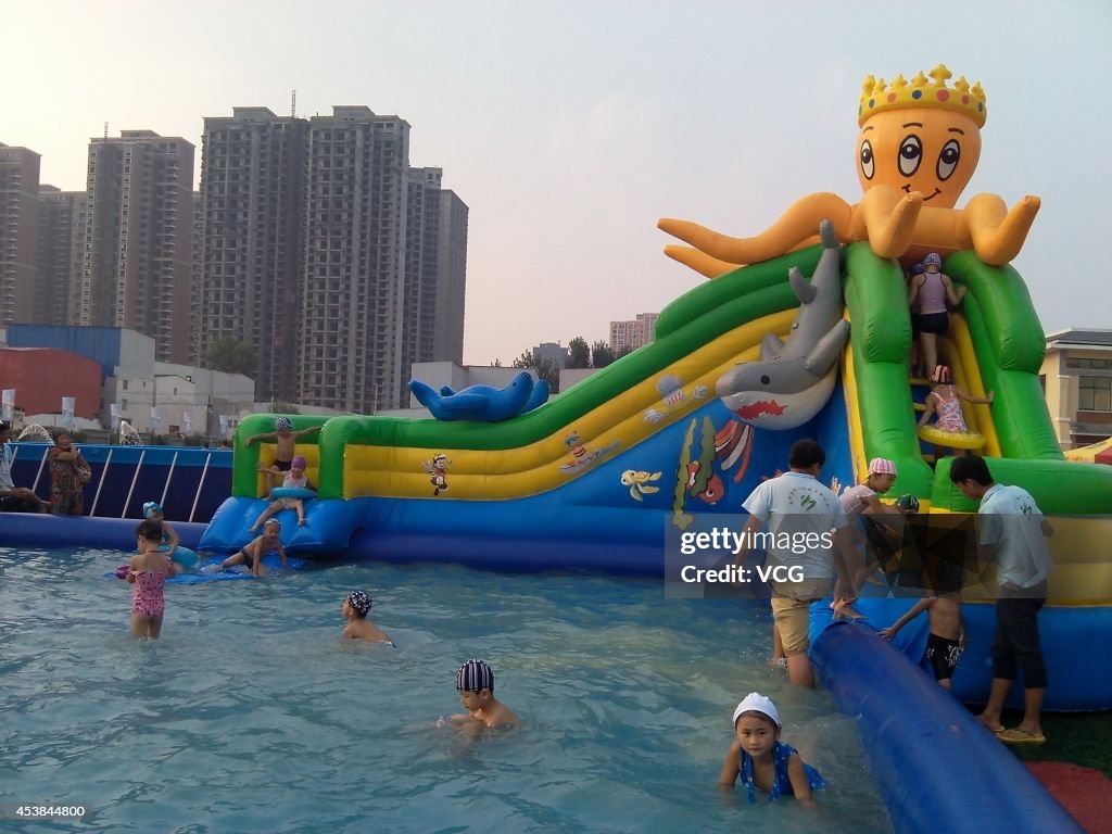 Civilian-run Primary School Holds Water Carnival To Enlarge Source Of Students In Zhumadian