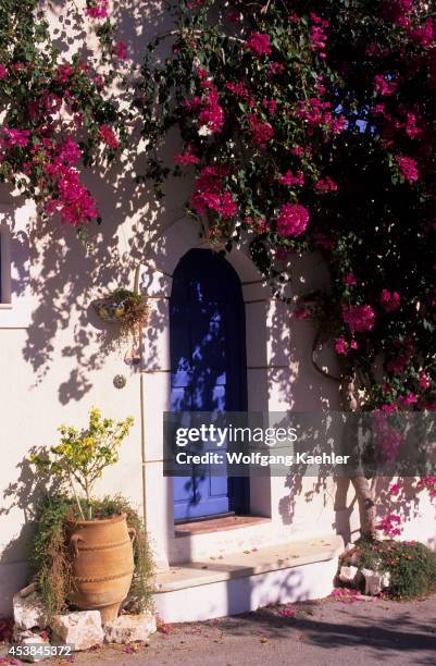 Greece, Cephelonia, Assos, Fishing Village, Door, Bougainvillea.