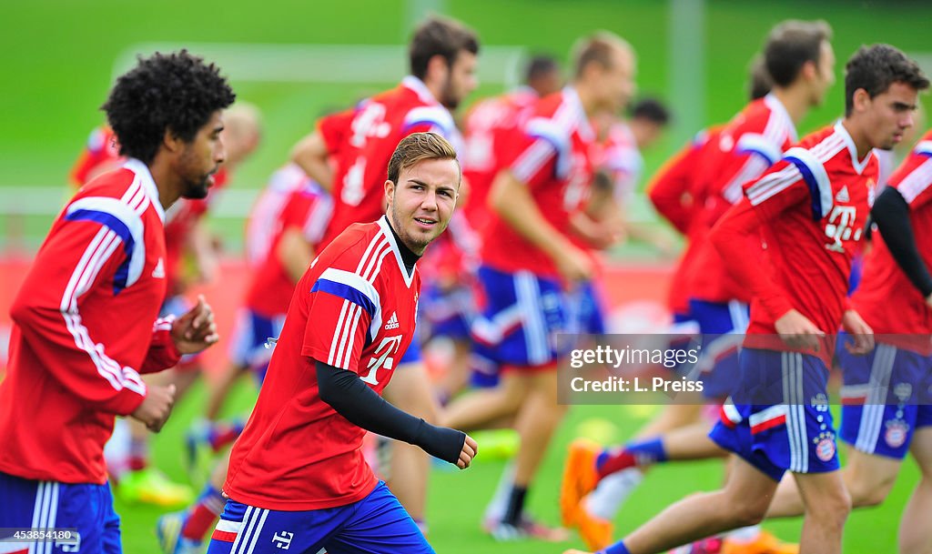 FC Bayern Muenchen - Training Session