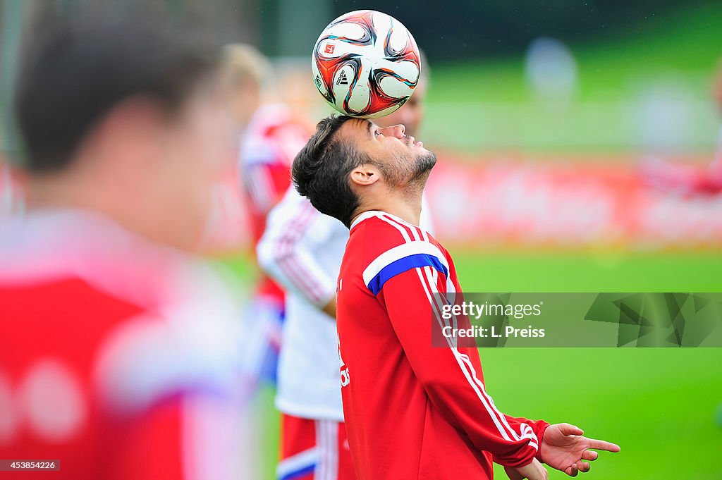 FC Bayern Muenchen - Training Session