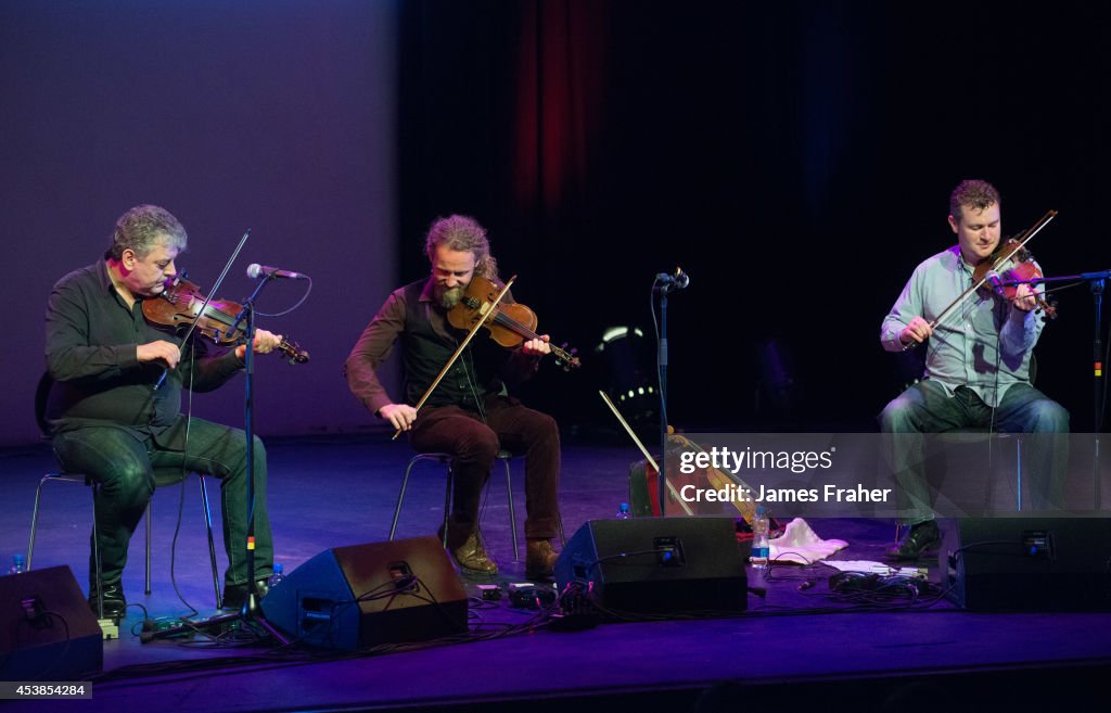 Blazing Bows perform in Sligo