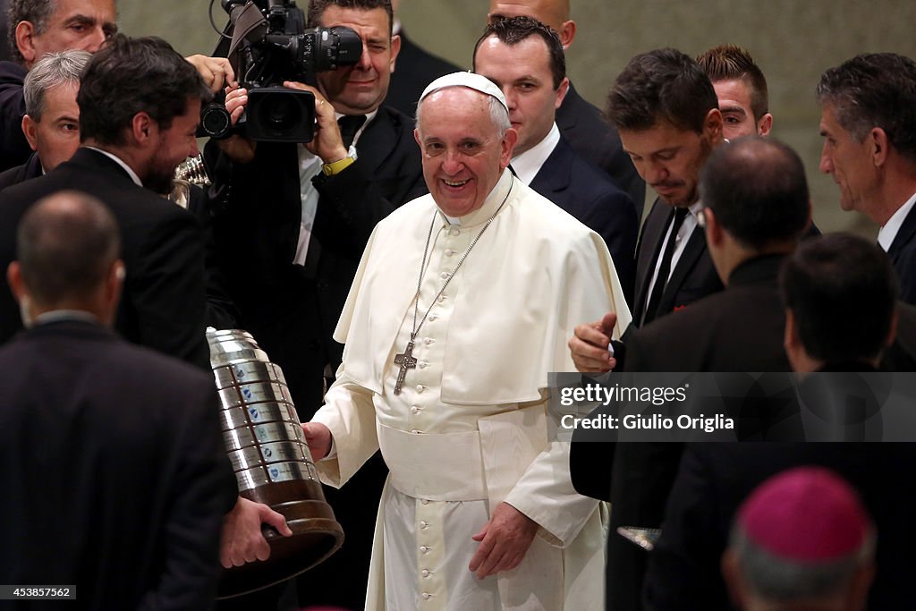 Pope Francis Receives San Lorenzo Team