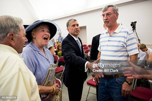 98 Ann Kuster Stock Photos, High-Res Pictures, and Images - Getty Images