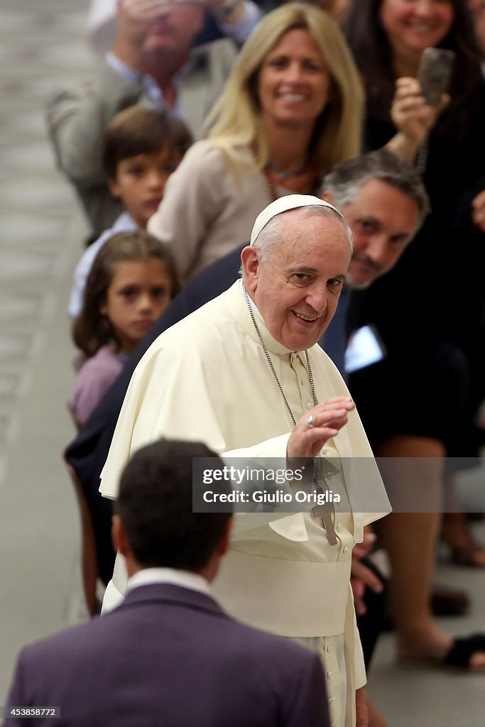 Pope Francis Receives San Lorenzo Team