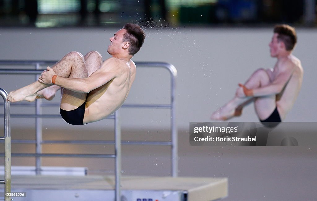 32nd LEN European Swimming Championships 2014 - Day 8