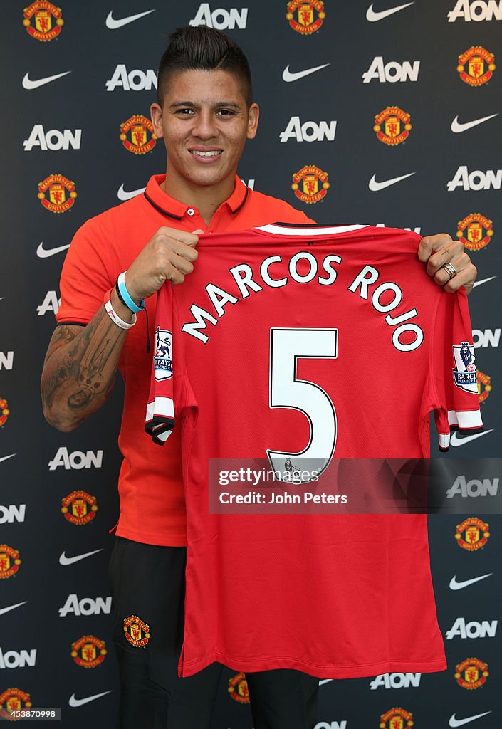 Manchester United Unveil New Signing Marcos Rojo