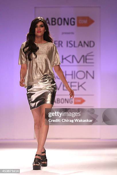 Kriti Sanon showcases designs by Jabong Presents River Island show during day 1 of Lakme Fashion Week Winter/Festive 2014 at The Palladium Hotel on...