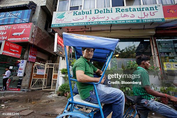Zia Ricksha 147 Bone Chamber Stock Photos, High-Res Pictures, and Images - Getty Images