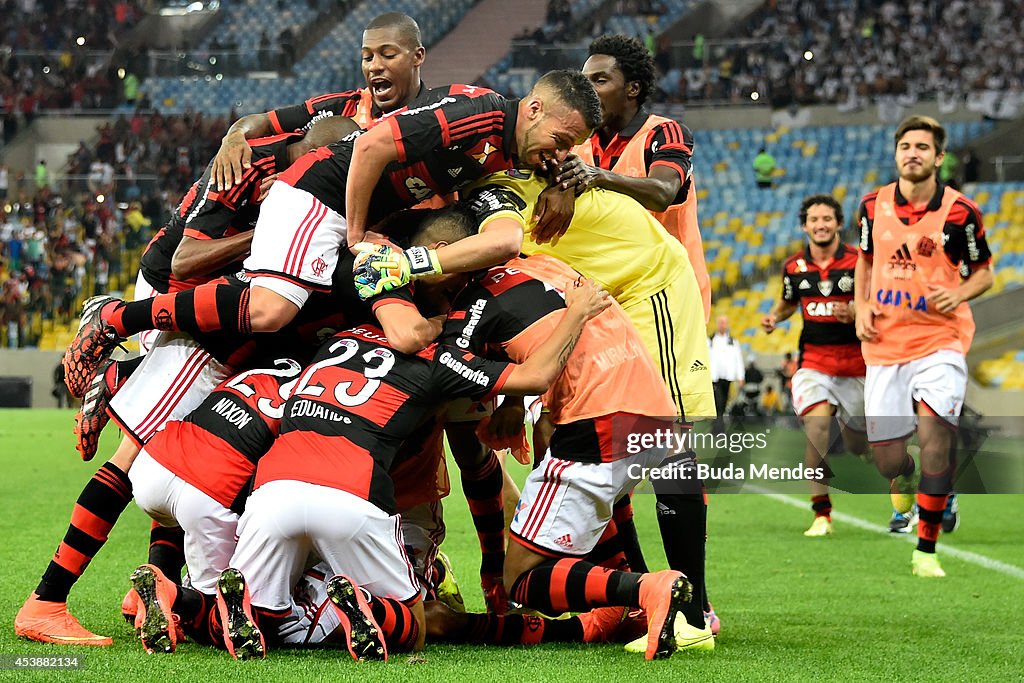 Flamengo v Atletico MG - Brasileirao Series A 2014