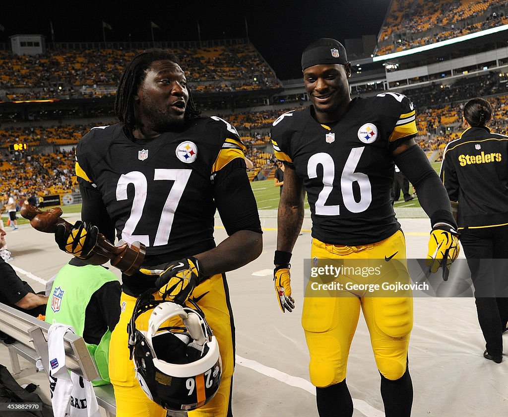 Buffalo Bills v Pittsburgh Steelers